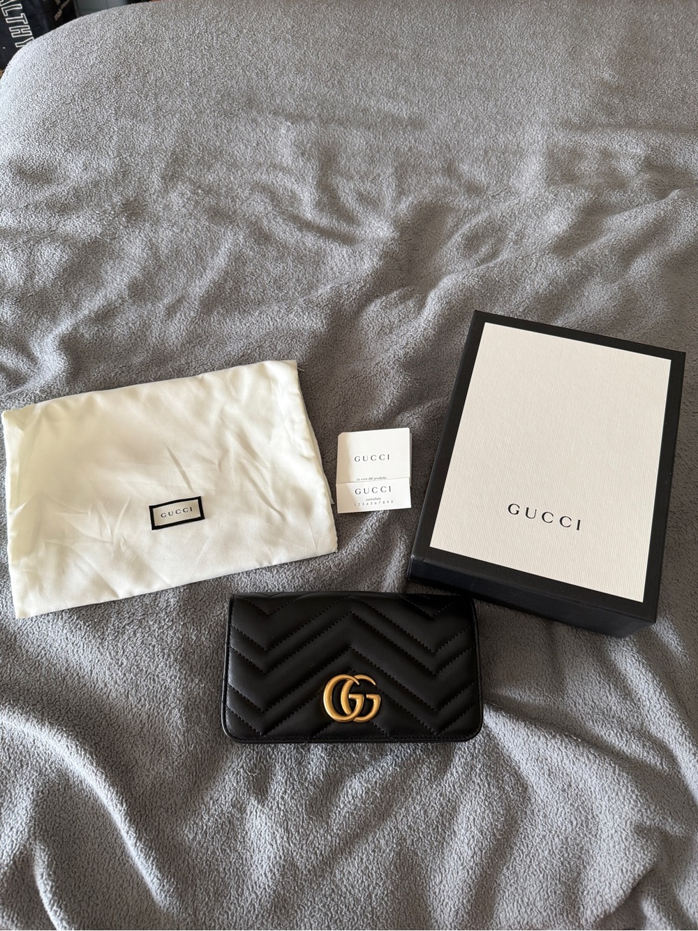 Gucci Black Chevron Leather Card Case with Gold Double G